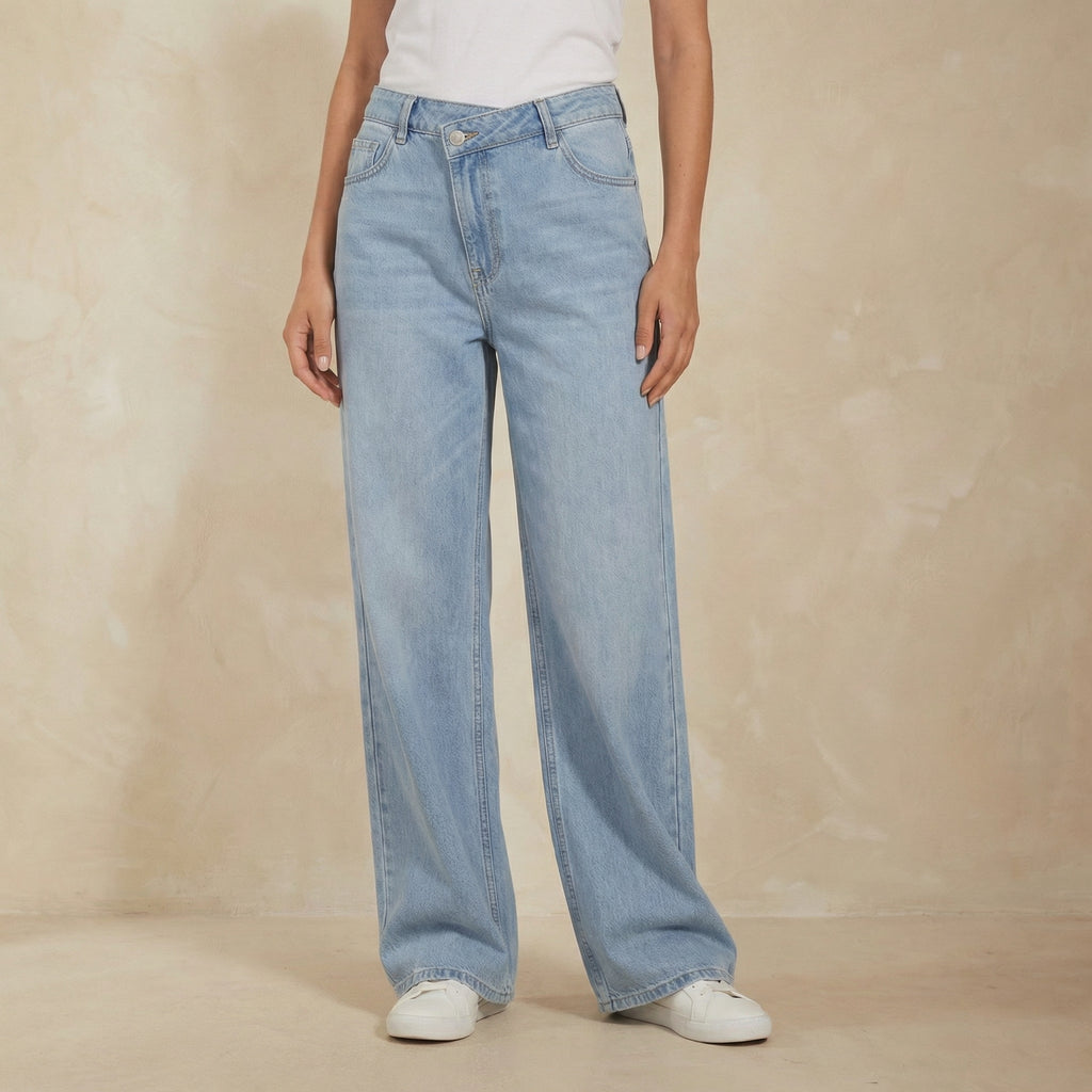 Asymmetric Baggy Wide-Leg Jeans