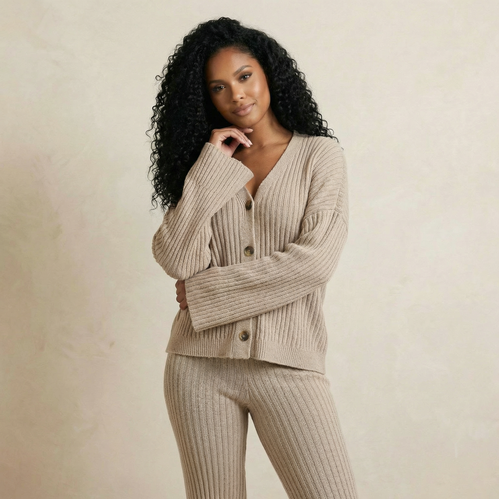 Elegant Beige Knit Trousers